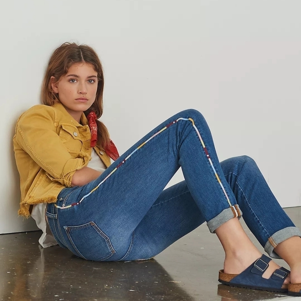Anthropologie Pilcro The Slim Boyfriend Jeans 26